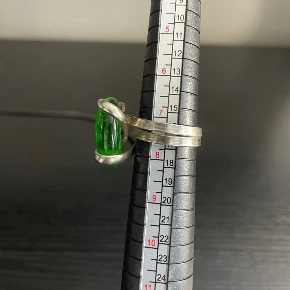Unique Green Ring with Silver Wire, 7.5